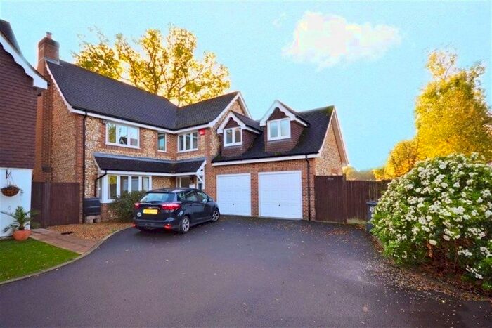 5 Bedroom Detached House To Rent In Durrants Road, Rowland's Castle, Hampshire, PO9