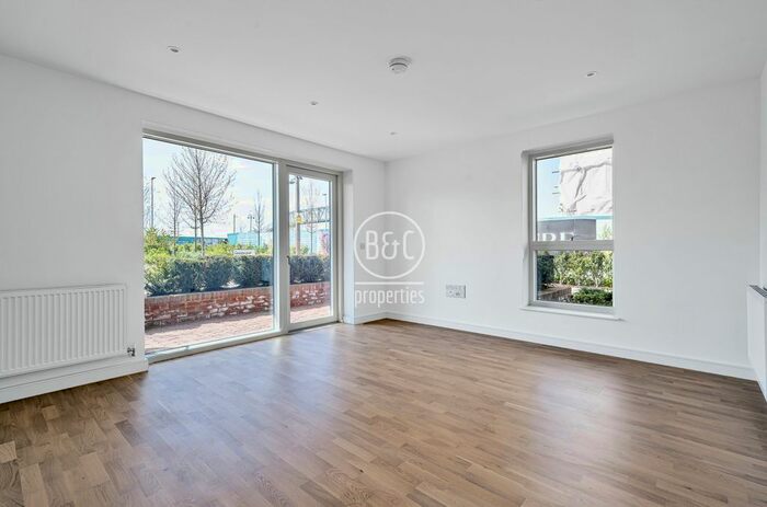 2 Bedroom Flat To Rent In Sibley House, The Green Quarter, UB1