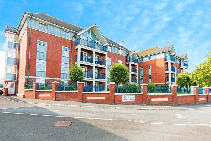 1 Bedroom Flat For Sale In Newton Drive, Blackpool, Lancashire, FY3