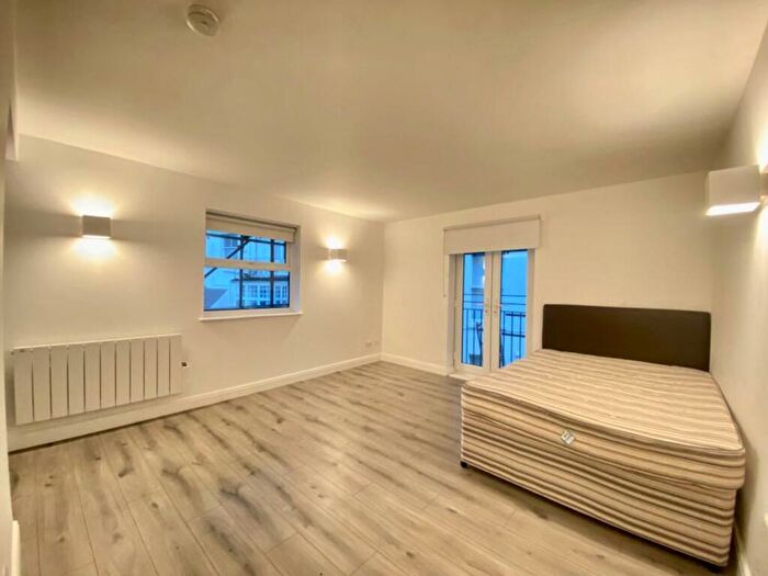 Studio To Rent In Buckingham Place, St. Annes House, BN1