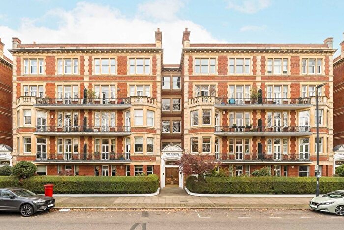 1 Bedroom Flat To Rent In Prince Of Wales Drive, Battersea Park, SW11