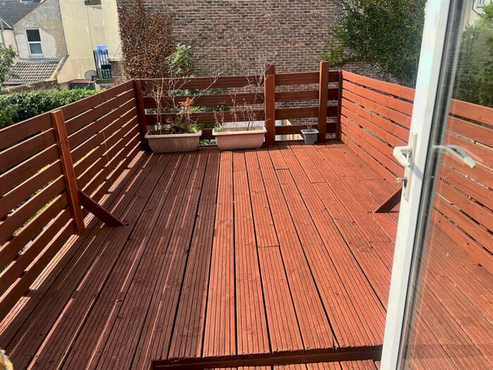 3 Bedroom Terraced House To Rent In Collingwood Road, Southsea, PO5