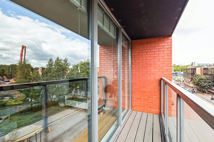 2 Bedroom Apartment For Sale In The Matrix Building (/), Cowcaddens Road, Cowcaddens, Glasgow City, G4
