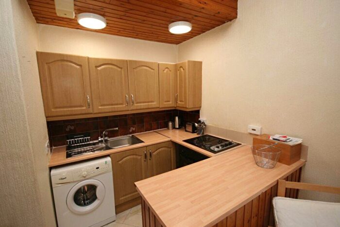 1 Bedroom Flat To Rent In Dean Park Street, Stockbridge, Edinburgh, EH4