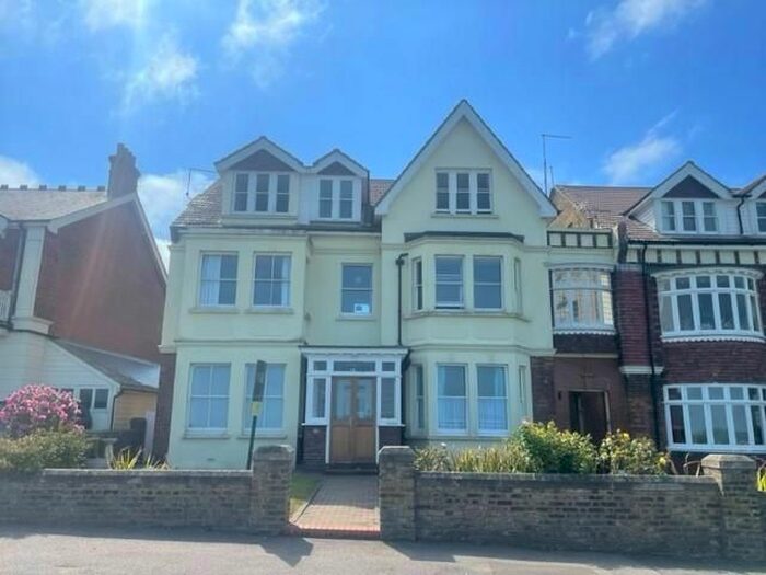 1 Bedroom Flat To Rent In Beacon Hill, Herne Bay, CT6