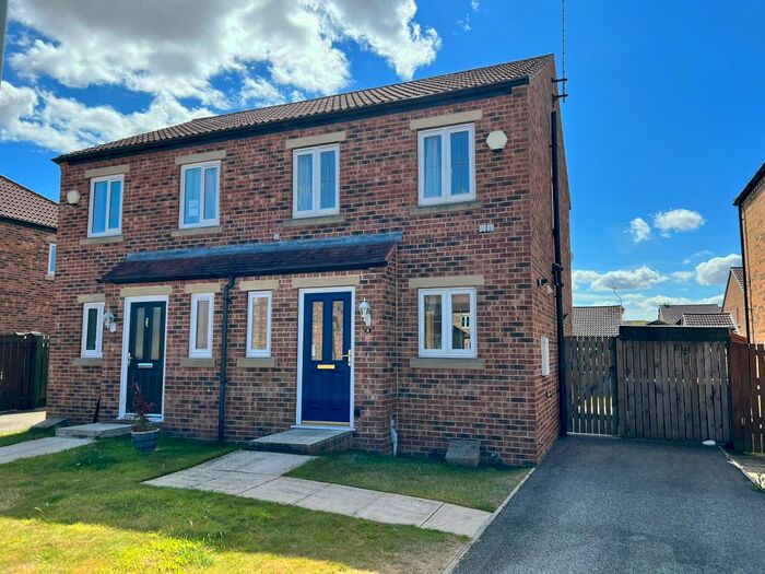 2 Bedroom Semi-Detached House To Rent In Boynton Garth, Driffield, YO25