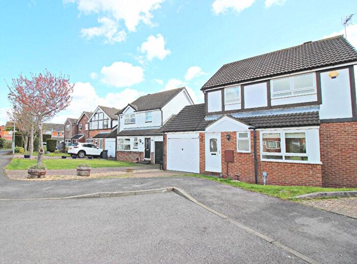 3 Bedroom Detached House For Sale In Meadow Bank, Langley Park, Durham, DH7