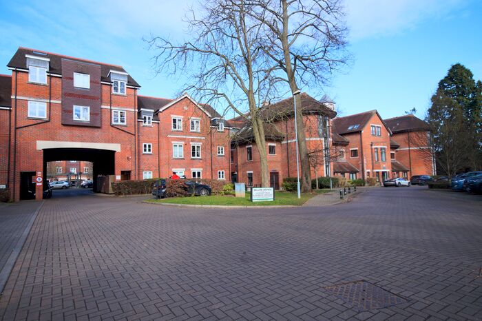 2 Bedroom Flat To Rent In Silas Court, Lockhart Road, Watford, WD17