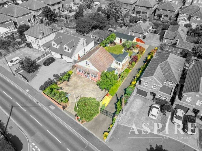 3 Bedroom Detached House To Rent In High Road, Benfleet, SS7