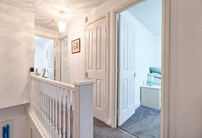 3 Bedroom Semi-Detached House For Sale In Temple Way, Rayleigh, Essex, SS6