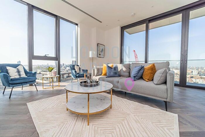 3 Bedroom Apartment To Rent In Gauging Square, London, E1W