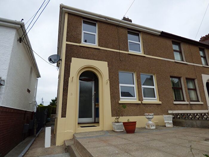 3 Bedroom Property To Rent In Lon Hir, Carmarthen, Carmarthenshire, SA31