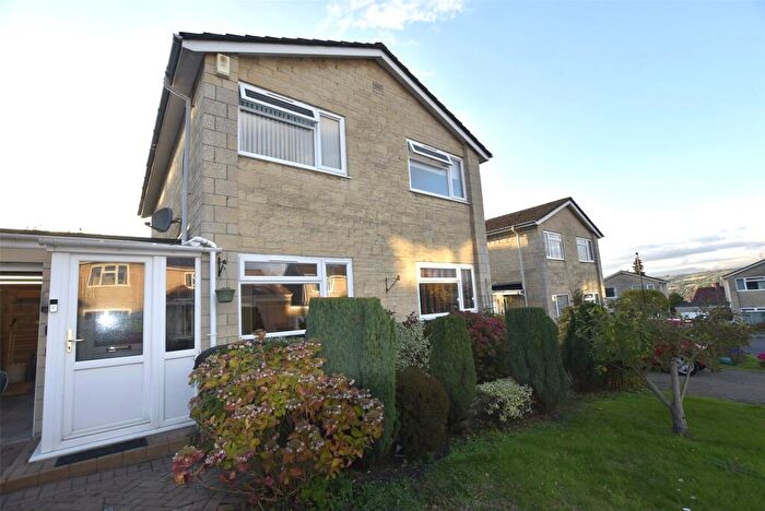 4 Bedroom Detached House To Rent In Castle Gardens, Bath, Somerset, BA2