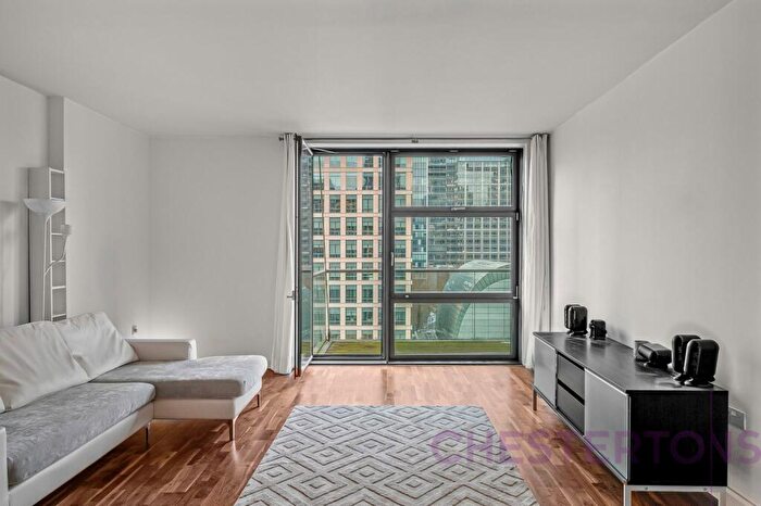 2 Bedroom Flat To Rent In Discovery Dock West, South Quay Square, E14