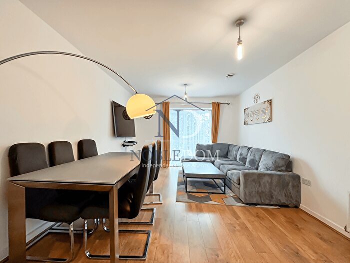 2 Bedroom Flat For Sale In Northolt, UB5