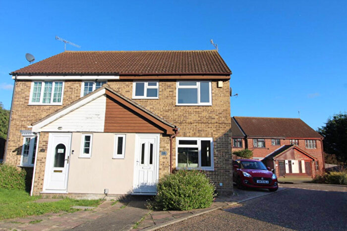 3 Bedroom Semi Detached House To Rent In Columbine Gardens, Ipswich, IP2