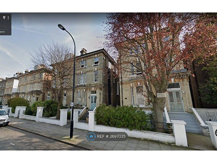 Studio To Rent In King Henry's Road, London, NW3