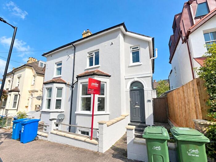 1 Bedroom Apartment To Rent In Colby Road, Crystal Palace, London, SE19