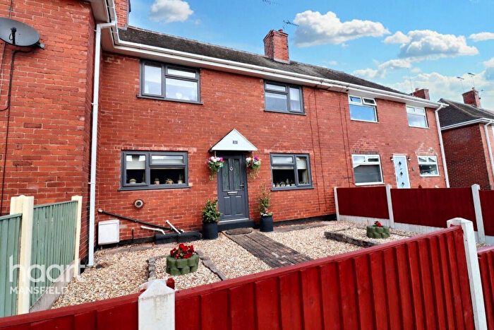 3 Bedroom Terraced House For Sale In Second Avenue, Mansfield, NG21