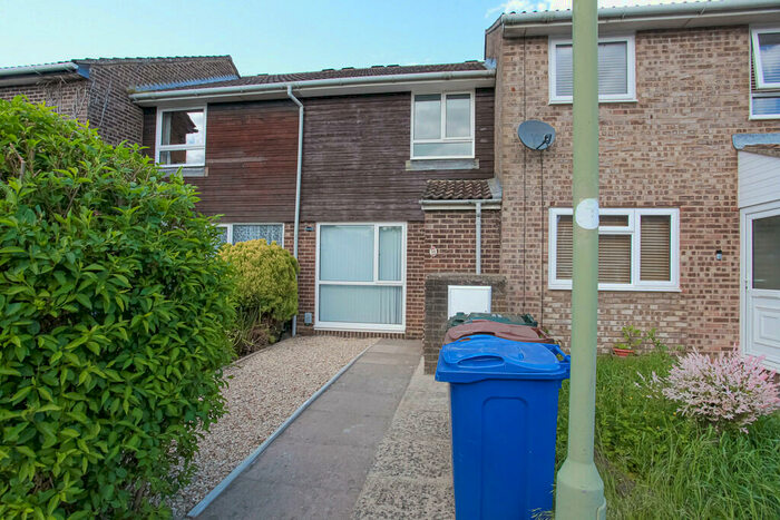 2 Bedroom Terraced House To Rent In Roundham Close, Kidlington, OX5