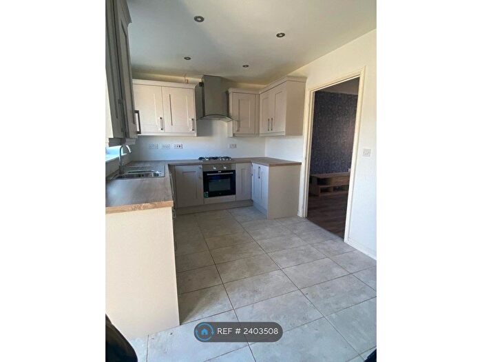 3 Bedroom Semi-Detached House To Rent In Regency Square, Warrington, WA5