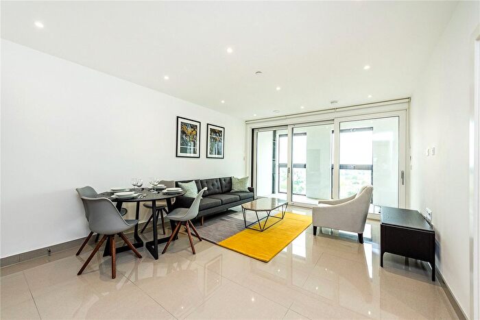 2 Bedroom Flat To Rent In Blackfriars Road, London, SE1