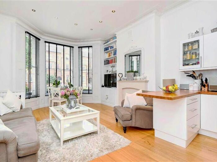 2 Bedroom Flat To Rent In Elgin Avenue, London, W9