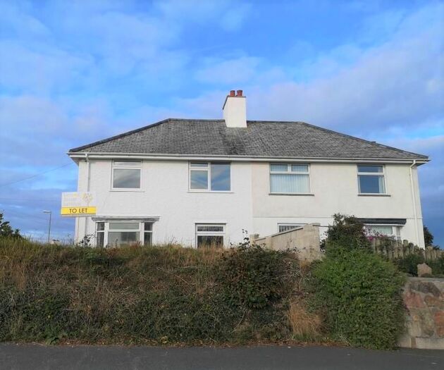 3 Bedroom Property To Rent In Green Close, Truro, TR1