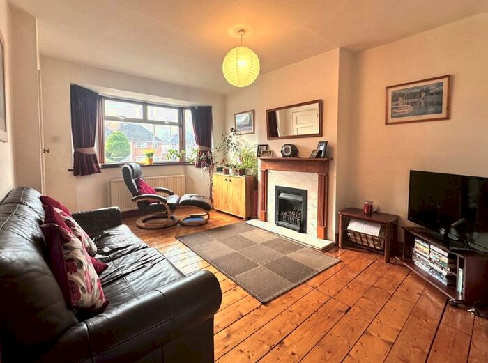 2 Bedroom Semi-Detached House For Sale In Long Lane, Littlemore, Oxford, OX4