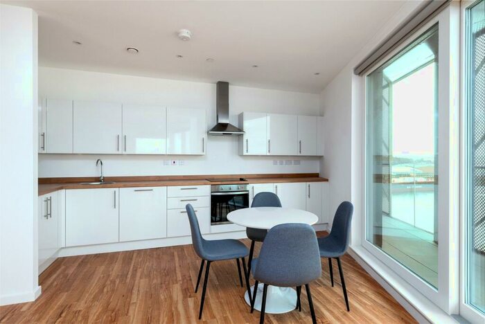 2 Bedroom Flat To Rent In Chatham Waters, North House, Gillingham Gate Road, Gillingham, ME4