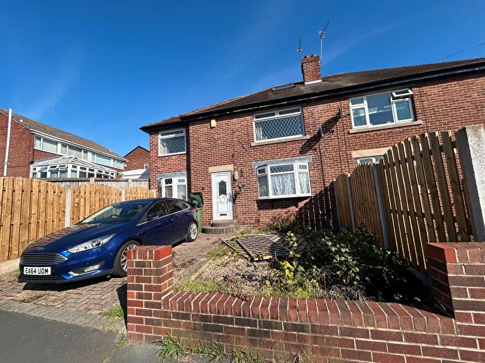 3 Bedroom Semi-Detached House For Sale In Wilson Drive, Wakefield, WF1