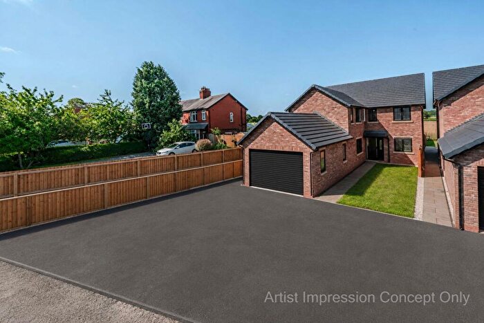 4 Bedroom Detached House For Sale In Preston Road, Coppull, PR7