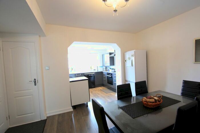 4 Bedroom Terraced House To Rent In Norbury Court Road, Norbury, SW16