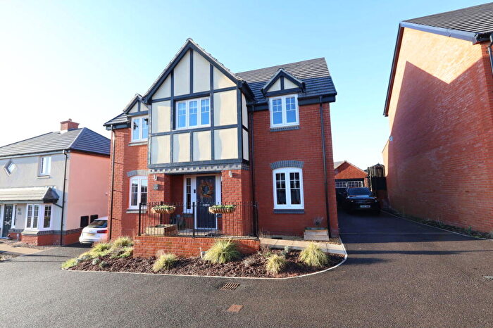 4 Bedroom Detached House For Sale In Dragoon Road, Ross On Wye, HR9
