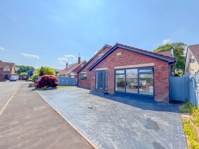 5 Bedroom Detached House For Sale In Fairfield, Penperlleni, NP4