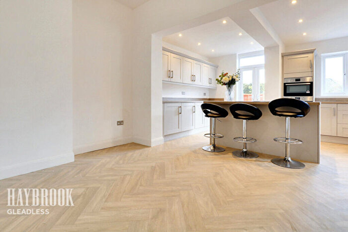 4 Bedroom Detached House For Sale In Smithfield Road, Sheffield, S12