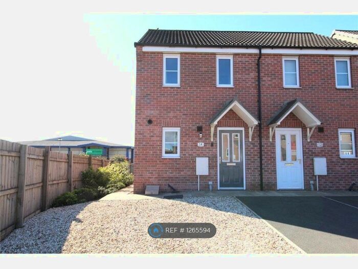 2 Bedroom Semi-Detached House To Rent In Shelduck Way, Scunthorpe DN16