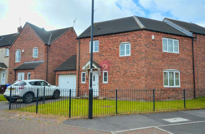 3 Bedroom Semi-Detached House To Rent In Payler Close, Manor, S2