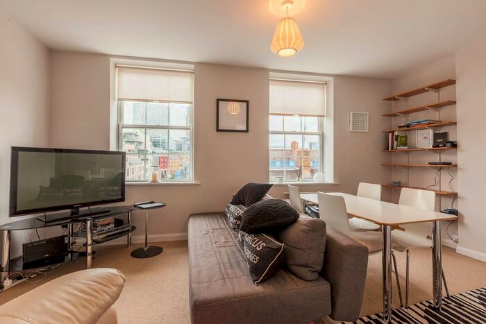 1 Bedroom Flat To Rent In Arcadia Court, Spitalfields, London, E1