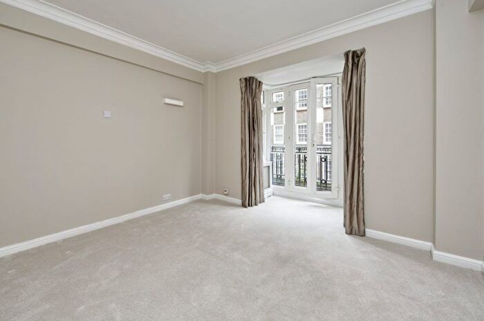 2 Bedroom Flat To Rent In Marsham Court, Westminster, SW1P