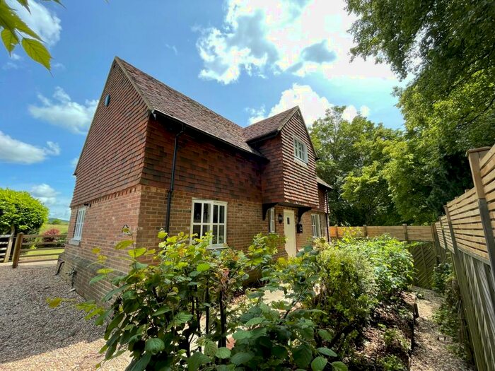 3 Bedroom Detached House To Rent In Pilgrims Way, Hollingbourne, Maidstone, ME17