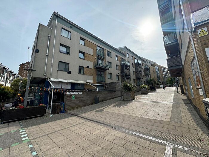2 Bedroom Flat To Rent In Fleet Street, Brighton, BN1