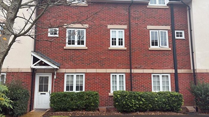 2 Bedroom Flat To Rent In Wellesbourne House, Buckinghamshire, HP13