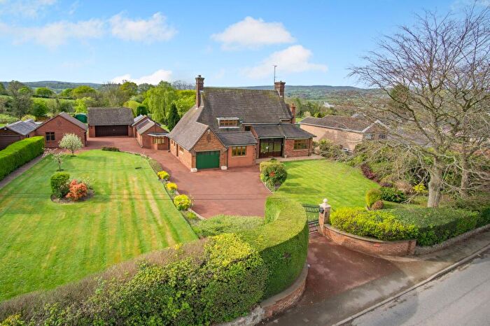 4 Bedroom Detached House For Sale In Mold Road, Mynydd Isa, CH7