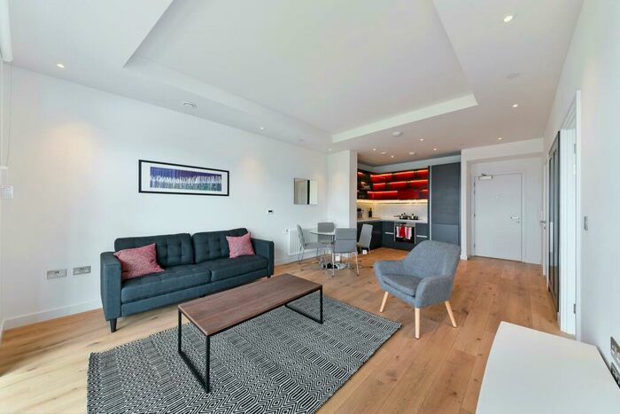 1 Bedroom Apartment To Rent In Amelia House, London City Island, London, E14