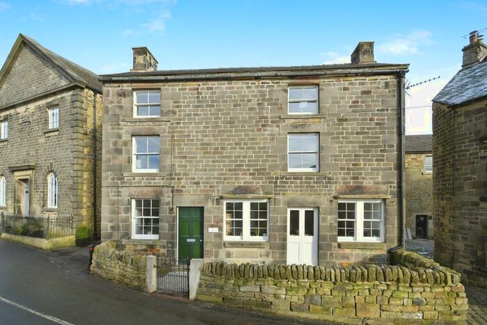 4 Bedroom Detached House For Sale In Buxton Road, Longnor, Buxton, Staffordshire, SK17