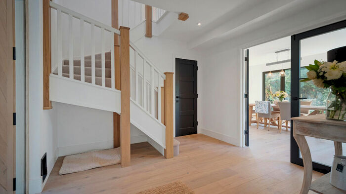 4 Bedroom Detached House For Sale In Riverside Off Tiddington Road, Stratford Upon Avon, Warwickshire., CV37