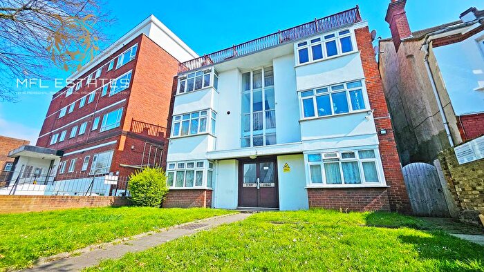 2 Bedroom Flat For Sale In London Road, Thornton Heath, CR7