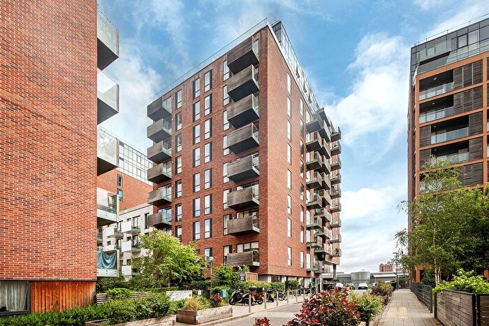 2 Bedroom Flat To Rent In Barry Blandford Way, Bow, London, E3