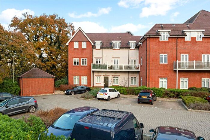 1 Bedroom Flat For Sale In Jubilee Drive, Fleet, GU52